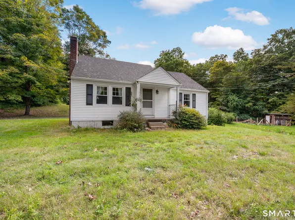 36 Nollett Road, Chaplin, CT 06250