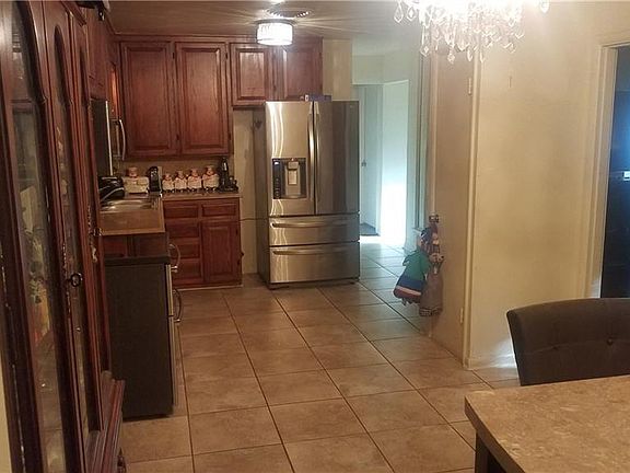 3rd image of 5405 Lubbock Ave