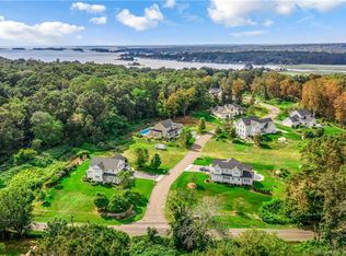 7 Bentons Knl #11, Guilford, CT 06437