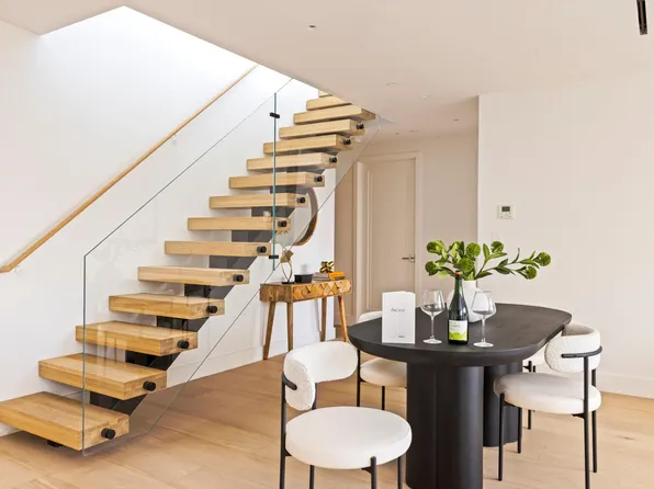 1025 Pacific Street image 5 of 14