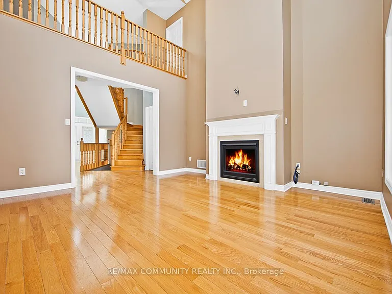 48 Riverwalk Pl — Photo 6
