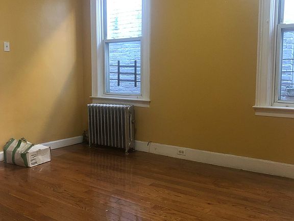 3rd image of 3235 107th St #2