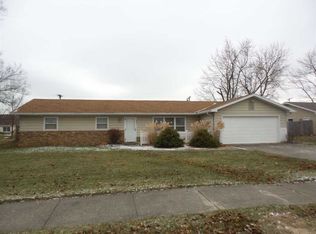 937 Wolverton Dr, Fort Wayne, IN 46825