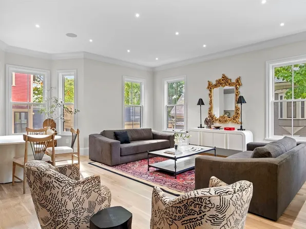 17 Alveston St #B, Jamaica Plain, MA 02130