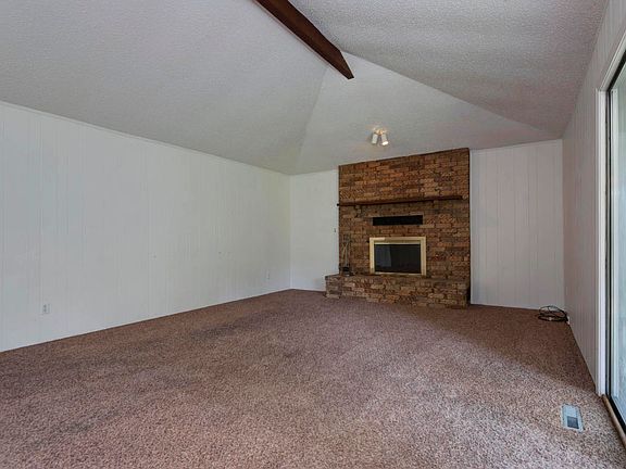 3rd image of 3606 S Westwood Ave