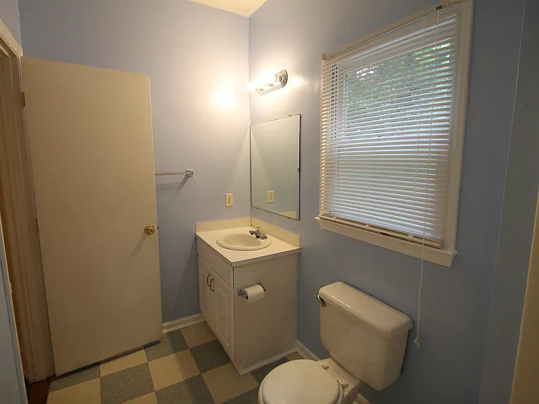 338 Ebenezer Ave — Photo 18