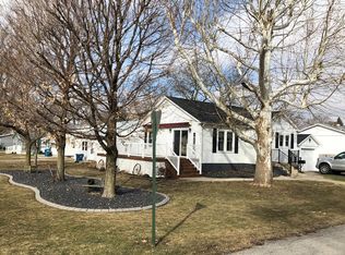 730 E Elm St, Hoopeston, IL 60942