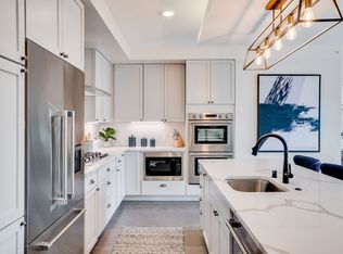 3901 Sunnyside Rd #206, Minneapolis, MN 55424