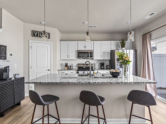 4th image of 3026 Hutton Gardens Ln