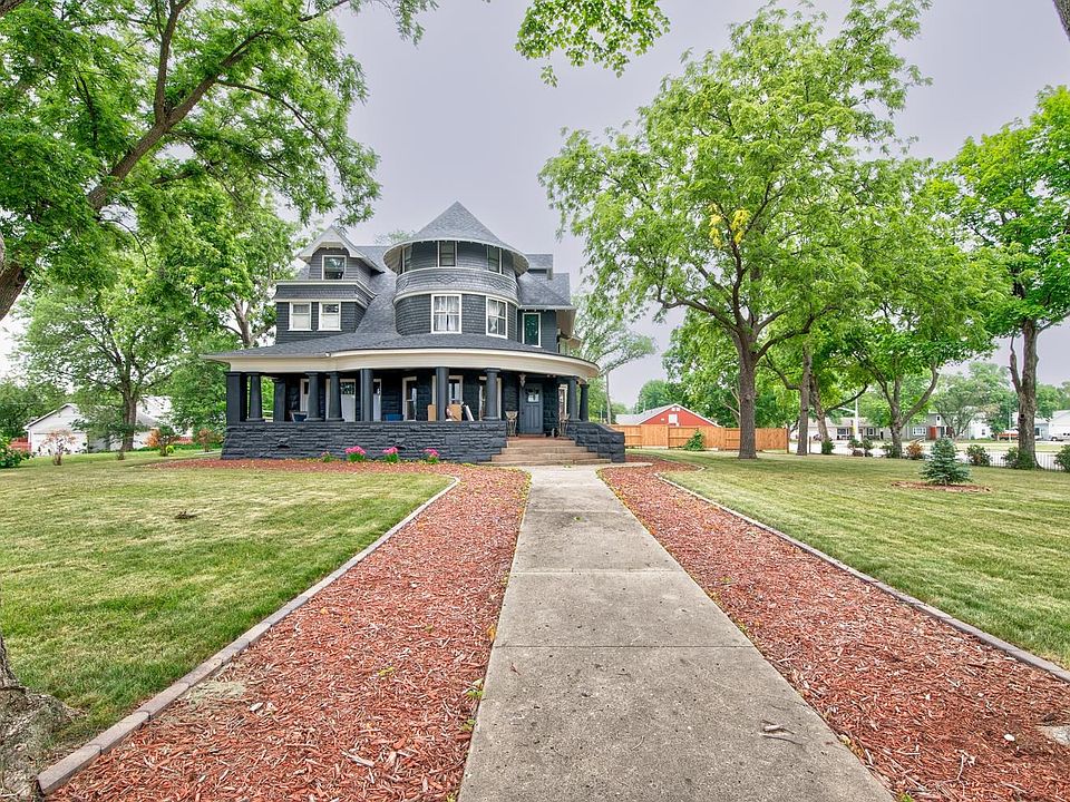 1421 1st Ave S, Estherville, IA 51334 MLS 230756 Zillow
