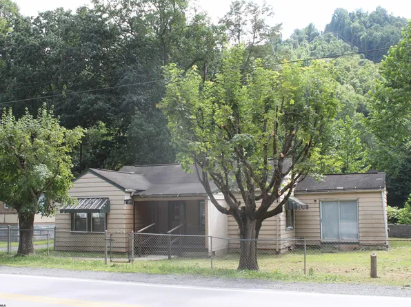 588 Point Mountain Rd, Webster Springs, WV 26288