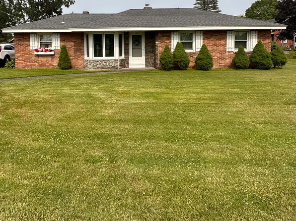 149 Boght Road, Watervliet, NY 12189