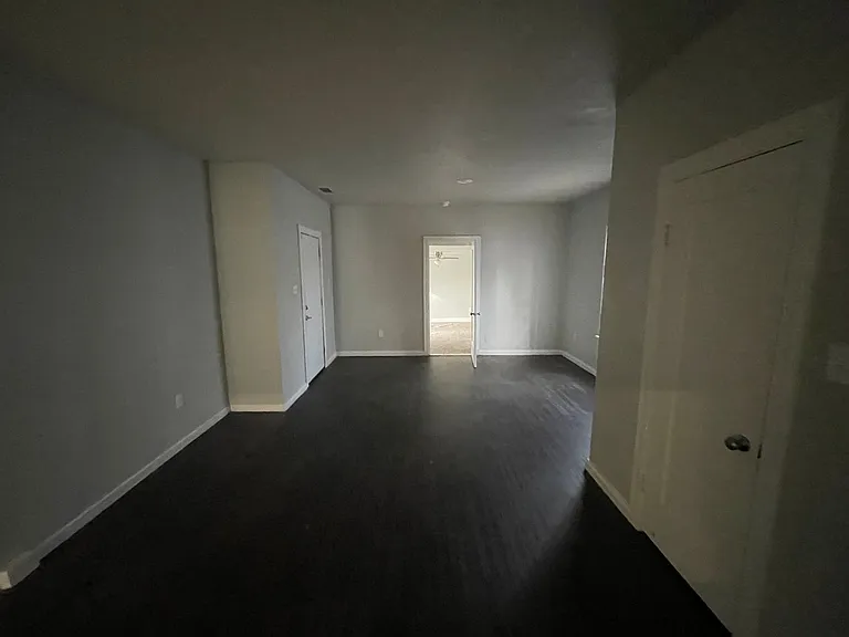 1534 Chestnut St — Photo 5