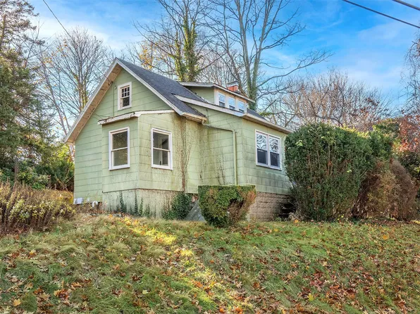 91 Altamont Avenue, Sea Cliff, NY 11579