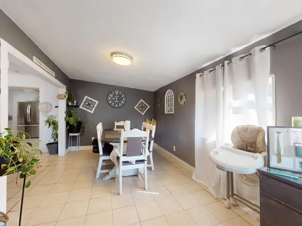 2013 Kenneth St, Modesto, CA 95351