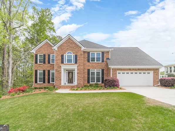 1524 Holly Lake Cir, Snellville, GA 30078