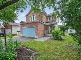 30 Rideaucrest Dr, Ottawa, ON K2G6A4