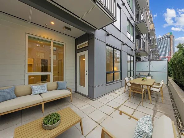 645 Como Lake Ave #102, Coquitlam, BC V3J 0N9