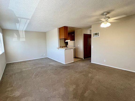 3rd image of 3633 Marlborough Ave APT R
