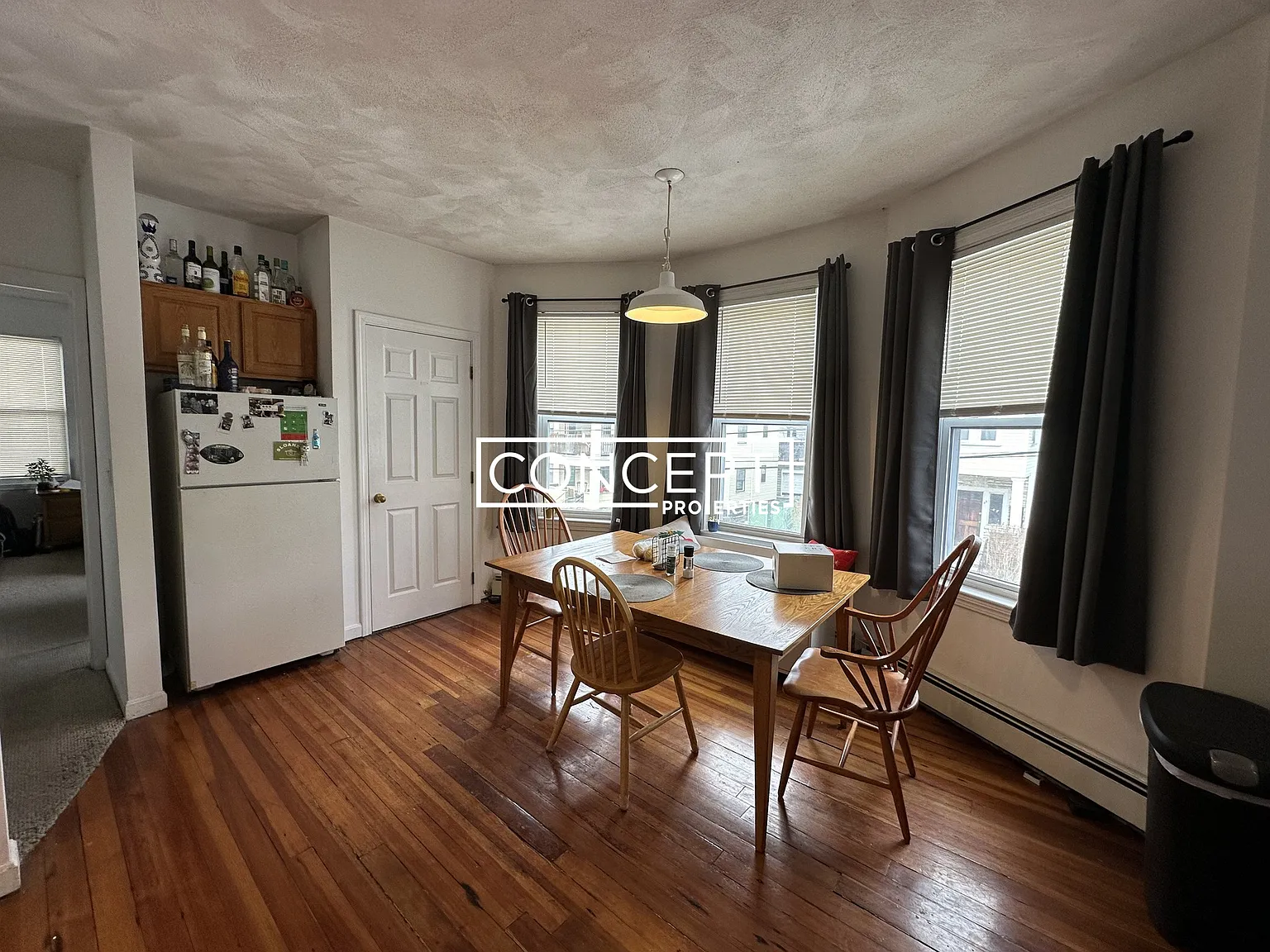 3 bed, 1.0 bath, 963 sqft, $3,100 — Photo 4