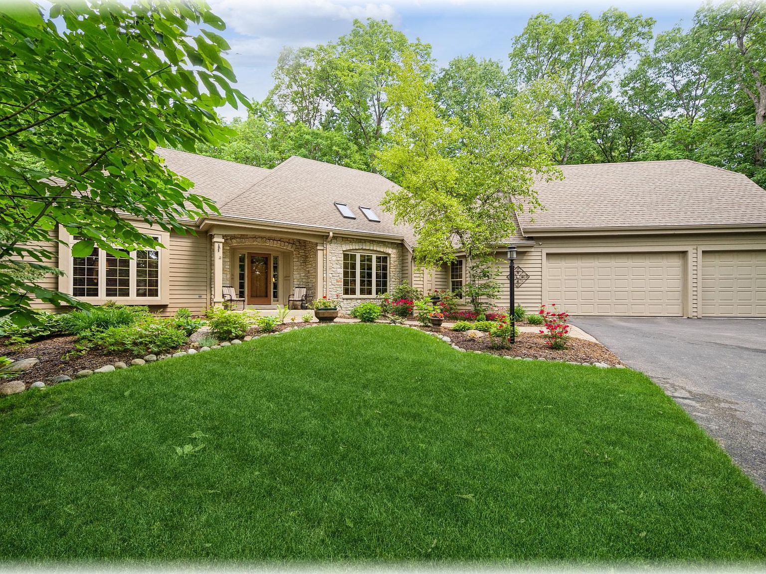14310 Marina Dr, Sturtevant, WI 53177 | Zillow
