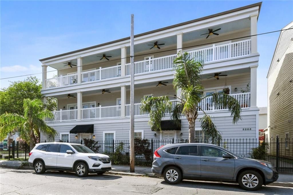 3205 Carondelet St Unit 101, New Orleans, LA - View 2