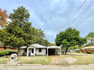 611 Smith St, Denton, TX 76205
