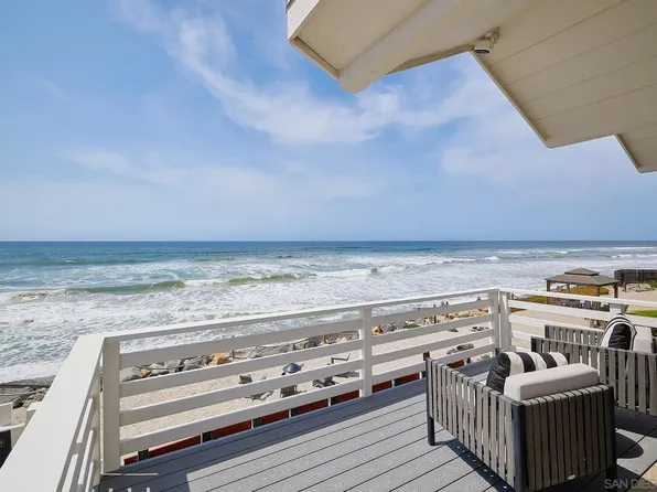 2747 Ocean St, Carlsbad, CA 92008