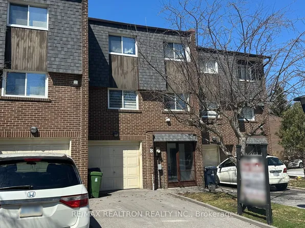 8 Windy Golfway, Toronto, ON M3C 3A7