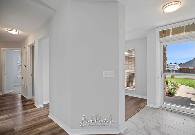 2996 Corsair Dr — Photo 27