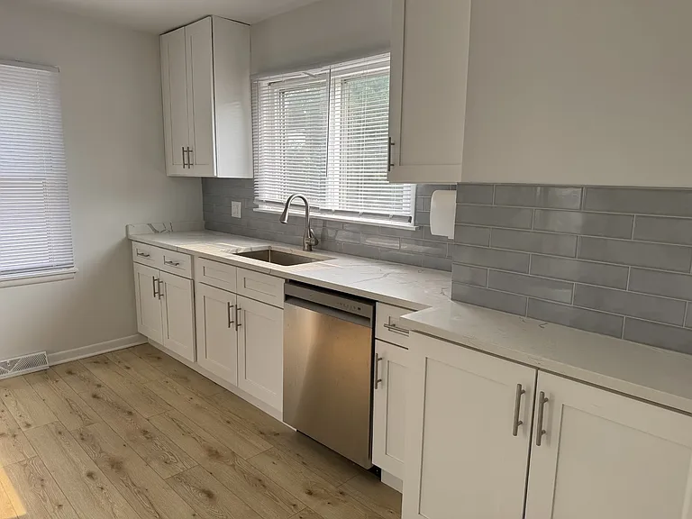 578 Ivy Ct — Photo 6