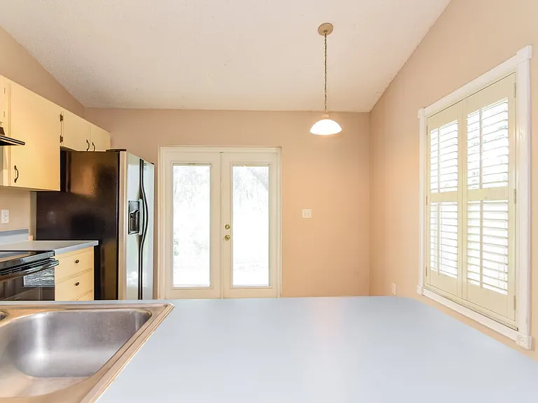 23033 Clearwater Pl — Photo 7
