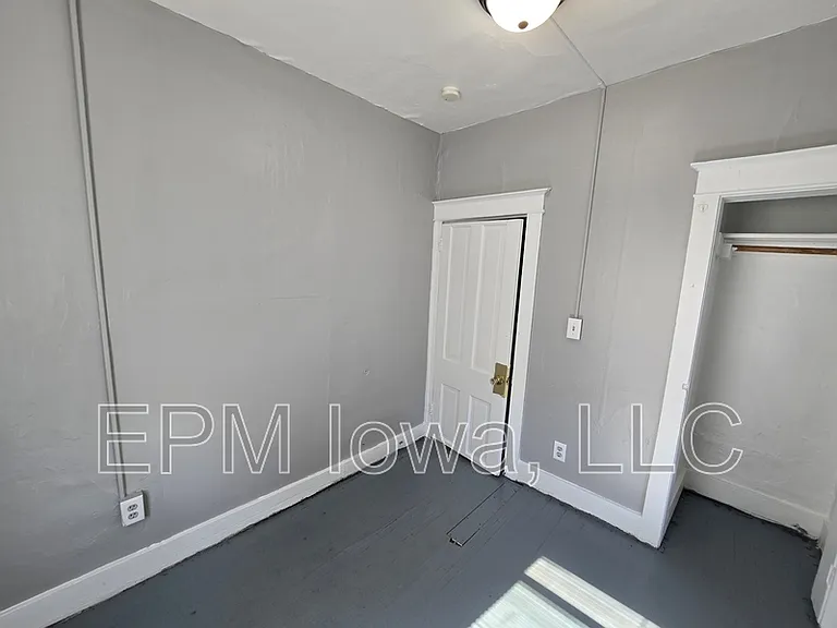 1703 Lafayette St — Photo 18