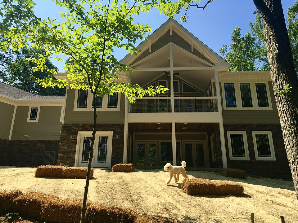 2nd image of 9421 Southlake Dr