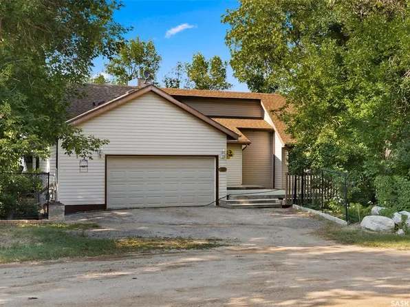 106 Shaw DRIVE, Regina Beach, SK S0G 4C0