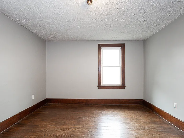 888 Harrison Ave — Photo 18