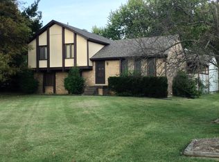 4701 Stony Brook Dr, Jeffersontown, KY 40299