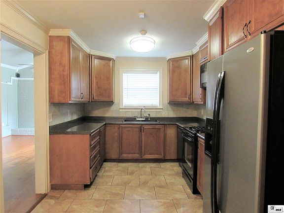 4th image of 1731 Spencer Ave