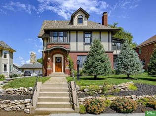 3858 Cass St, Omaha, NE 68131