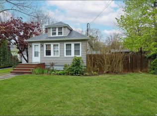 56 Lynbrook Dr, Sound Beach, NY 11789
