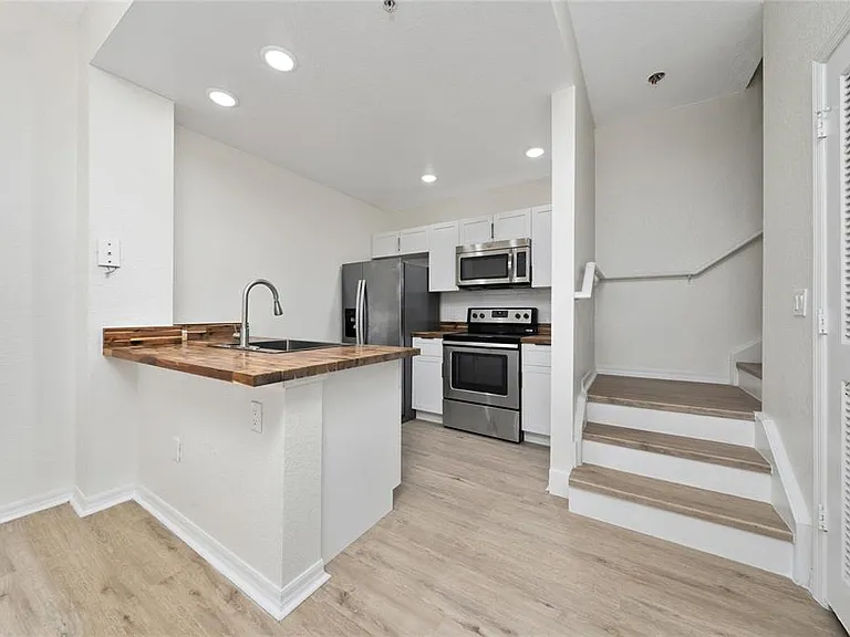 2611 Gala Rd N #106 — Photo 8