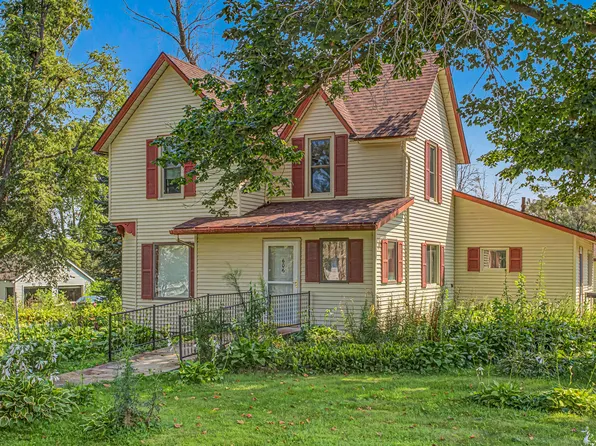 606 S Center St, Zearing, IA 50278