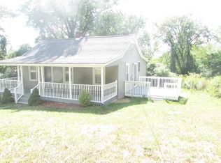 215 Sunset Dr, Wappingers Falls, NY 12590