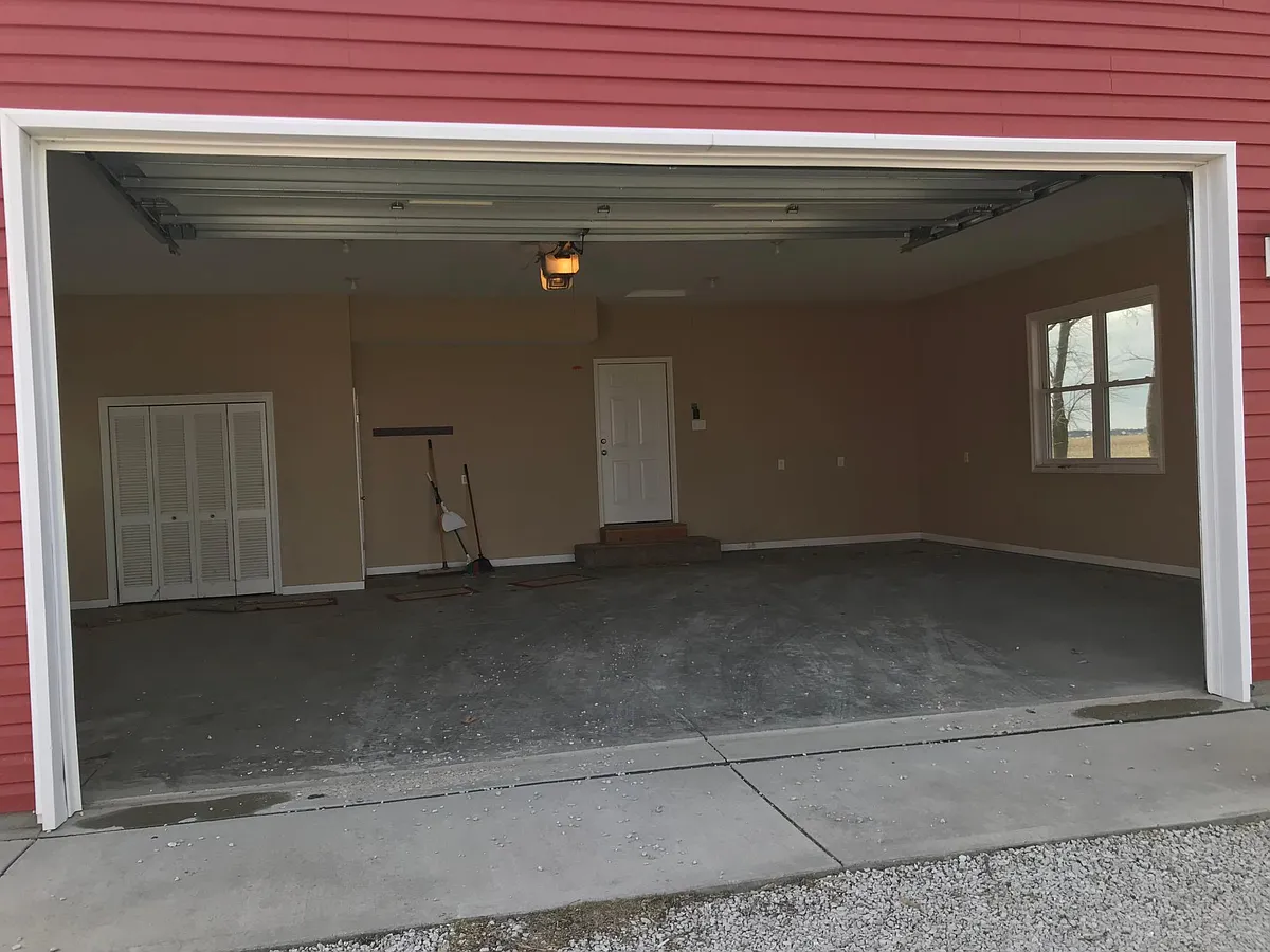 Large garage - 4205 N 175 E