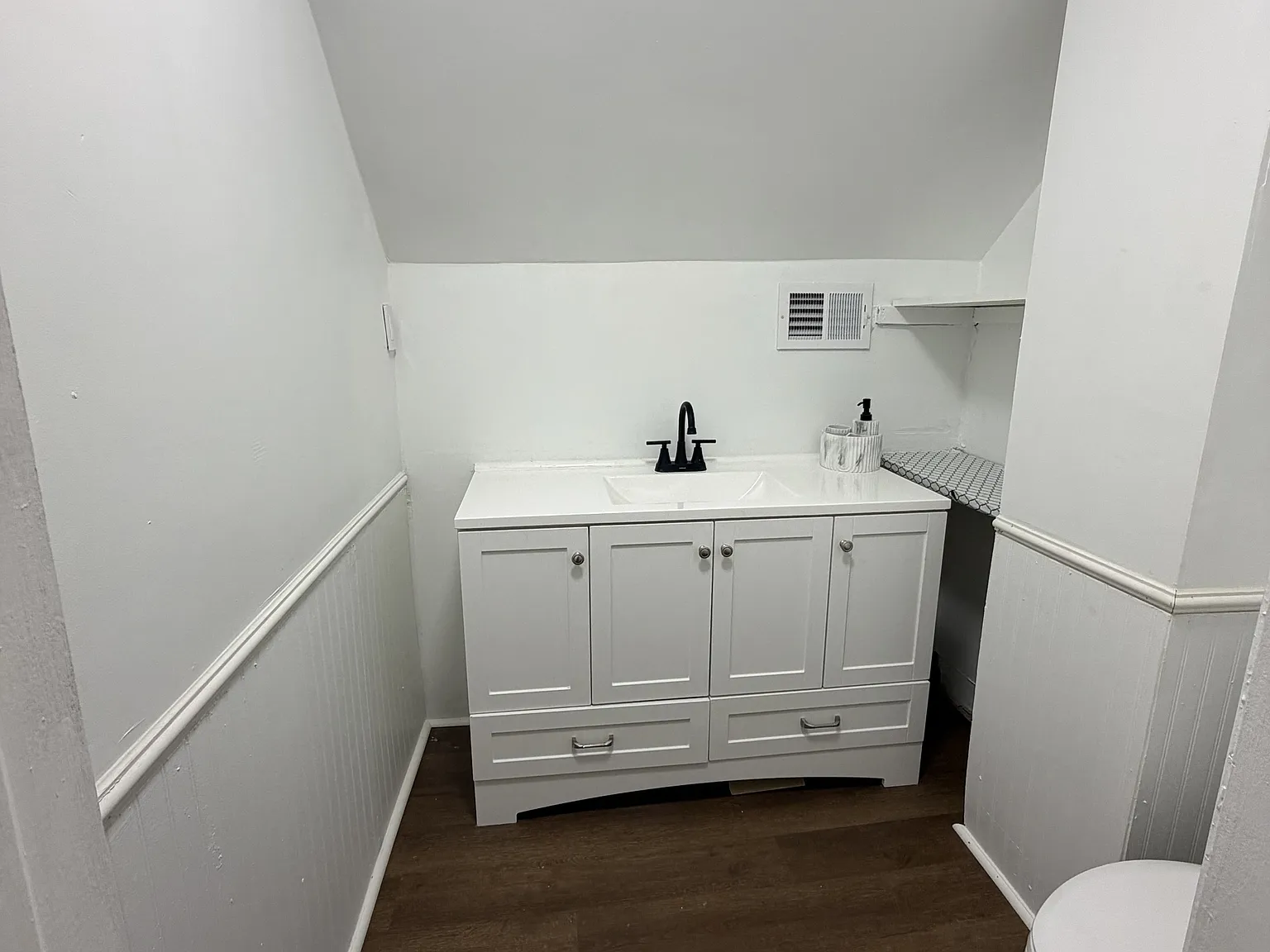1206 Westwood Drive - 1 — Photo 3
