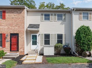 64 Persian Lilac Dr, Etters, PA 17319