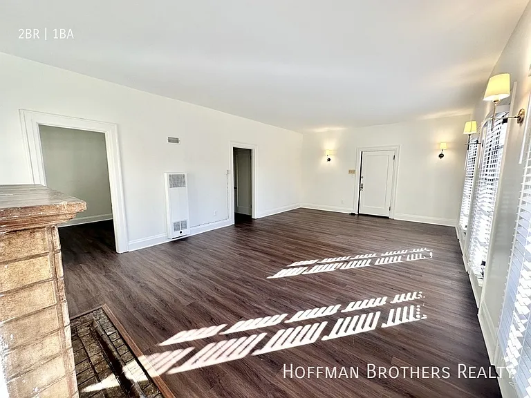 1838 N Wilton Pl #6 — Photo 6