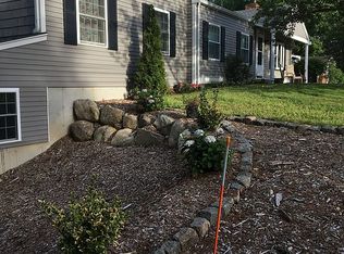 133 Walnut St, Halifax, MA 02338