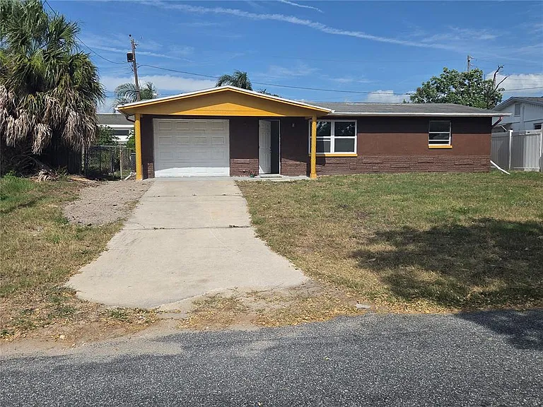 4645 Irene Loop — Photo 2