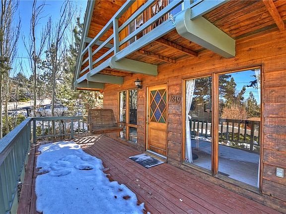5th image of 1349 Flintridge Ave